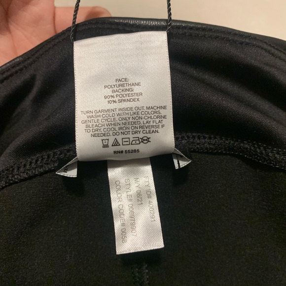 Express Super High Waisted Faux Leather Front Slit Leggings Women’s Size Large - Picture 8 of 8